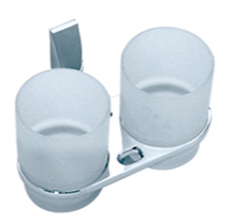 五金、水龙头:毛巾架、手纸盒