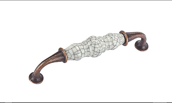 五金、水龙头:门吸、拉手