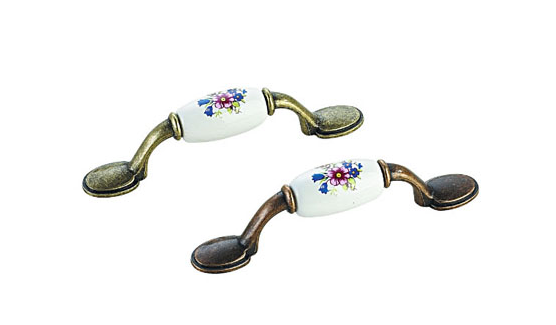 五金、水龙头:门吸、拉手