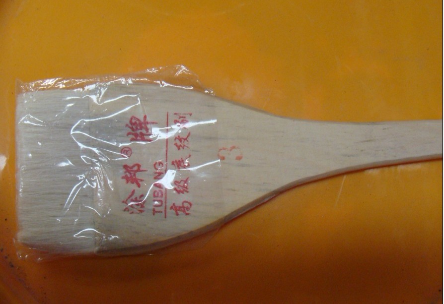 乳胶漆、涂料:猪毛扫