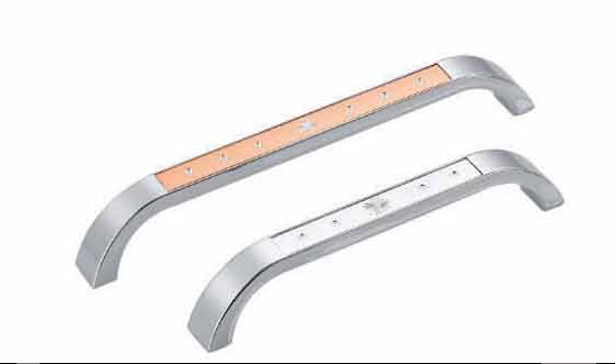 五金、水龙头:门吸、拉手