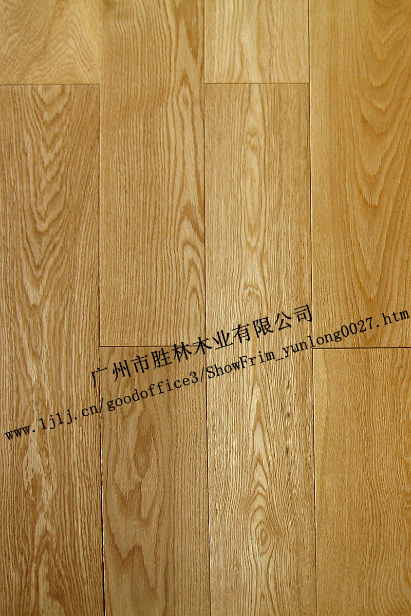 天然实木地板：橡木