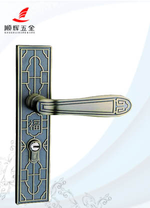 五金、水龙头:门锁